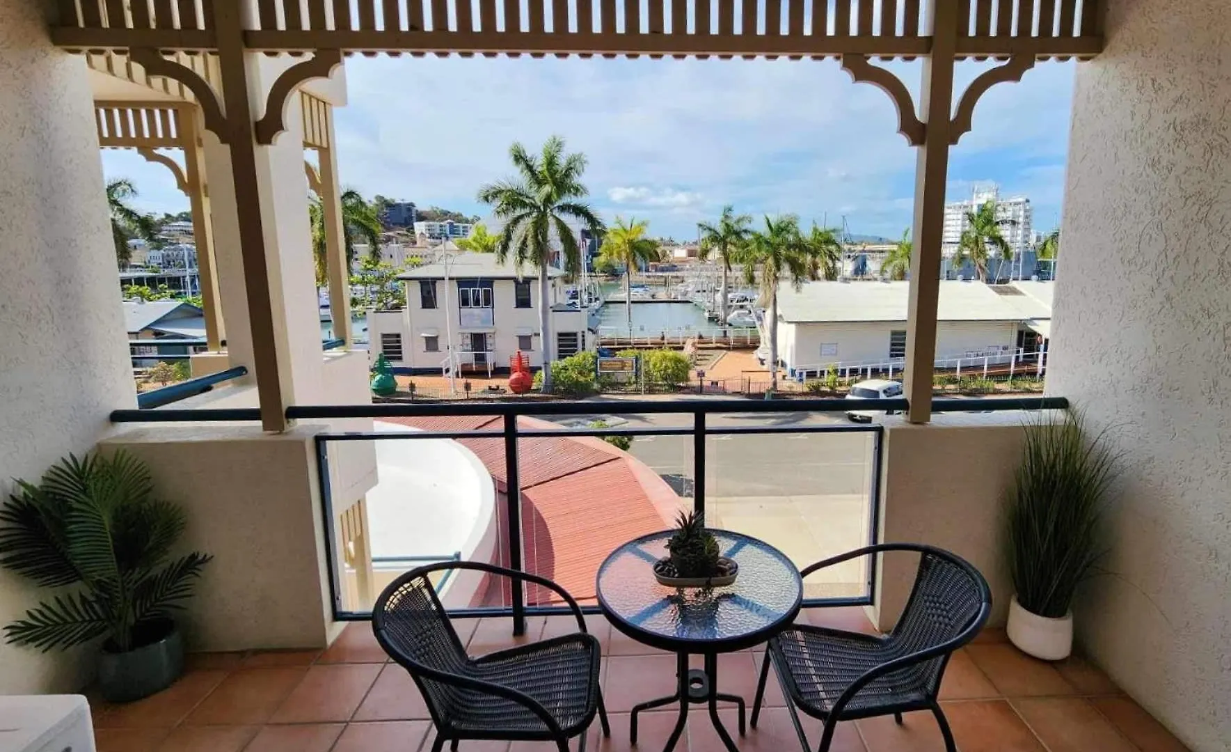 The Anchorage Escape Studio - Steps Away From City, Ferry And Stadium Townsville 0*,  Australia