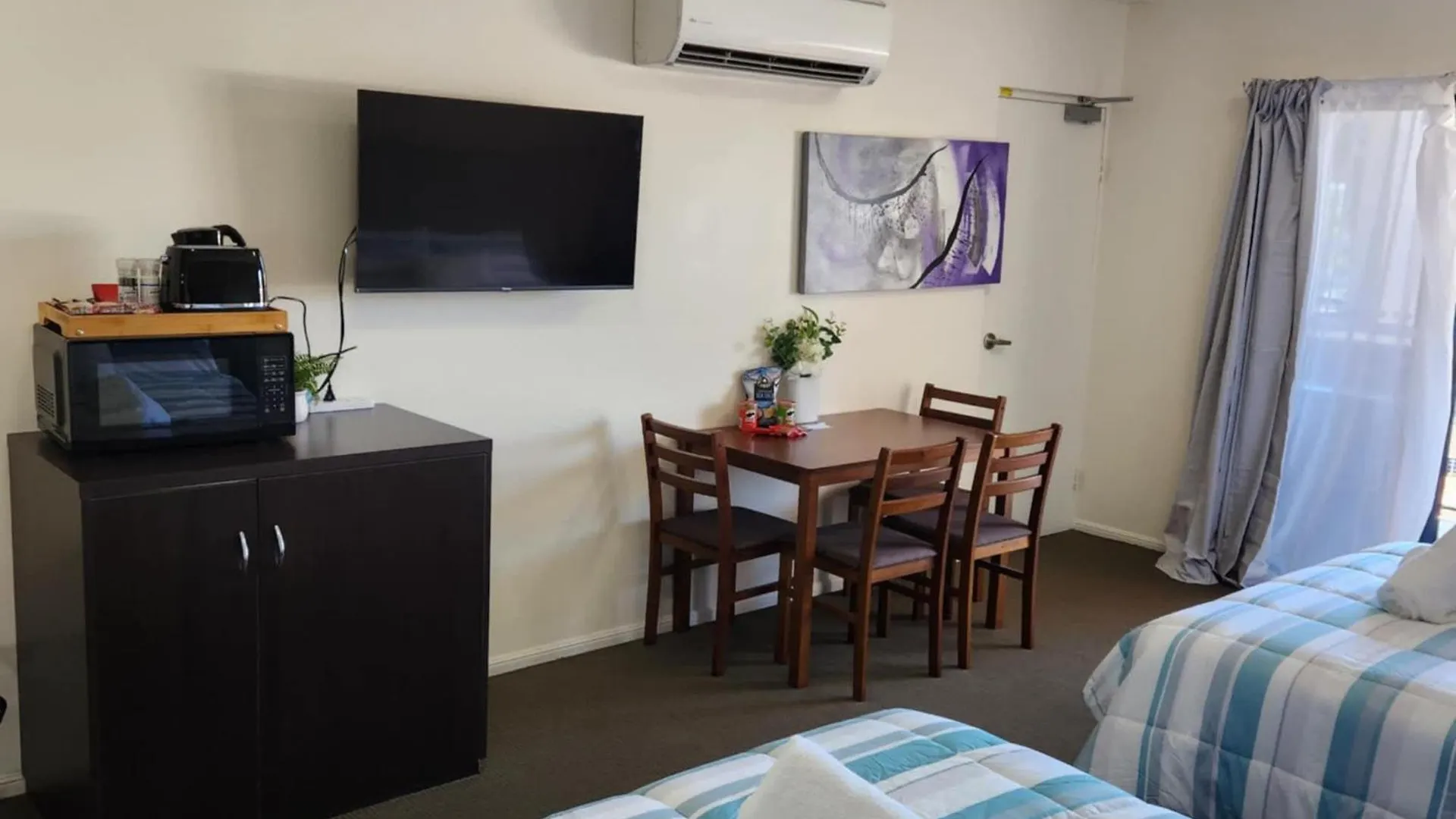The Anchorage Escape Studio - Steps Away From City, Ferry And Stadium Townsville 0*,